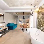 Apartament Del Mar Court