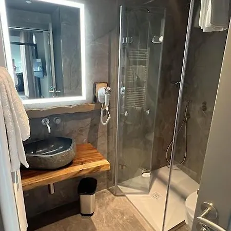 Del Mar Court * マルサルフォーン