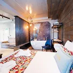 Del Mar Court Apartament *